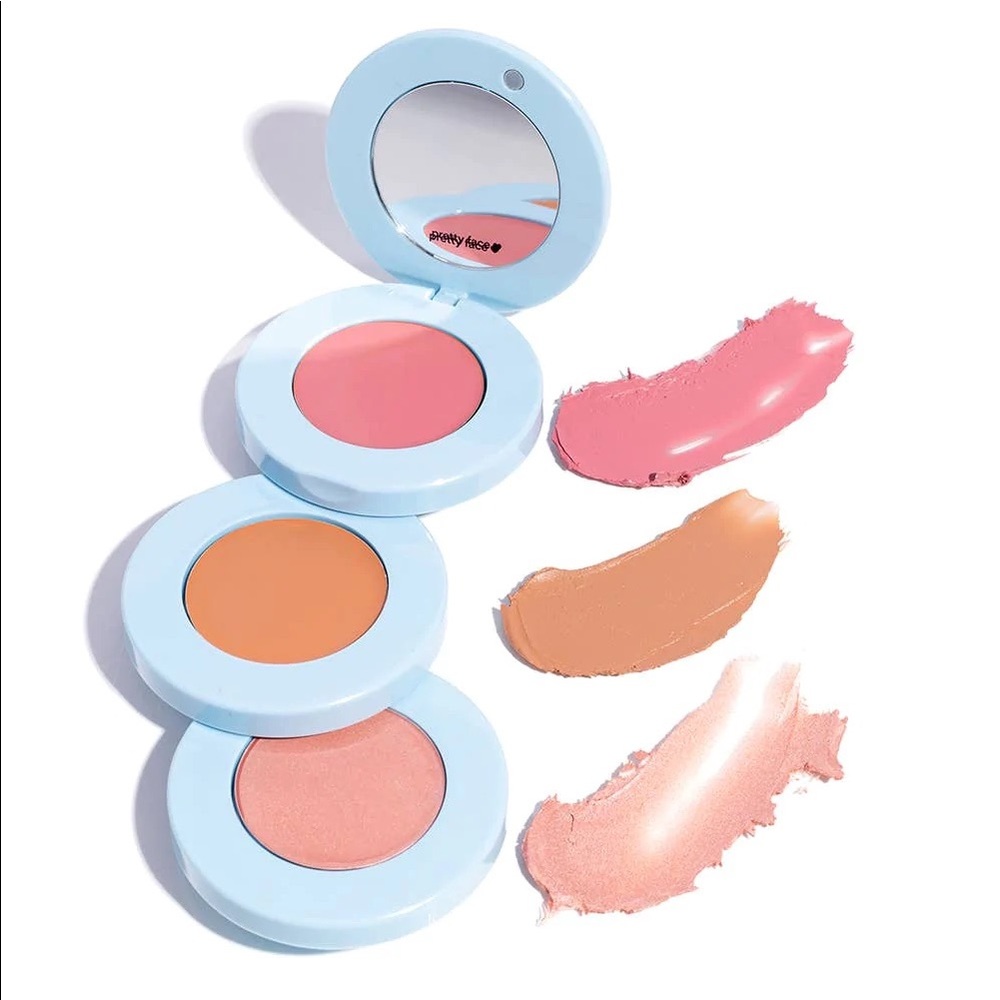 NWT Alleyoop Stack the odds three in one compact in sassy pants